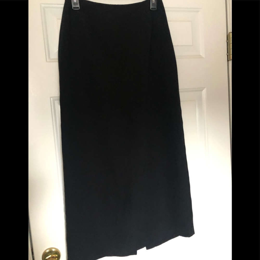 CLIO Black Skirt